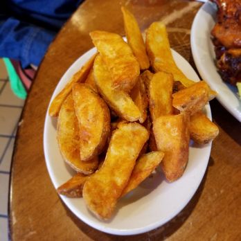Junior's Restaurant - Spicy french fries - Bakeries Near Me - Brooklyn, New York