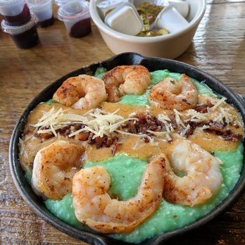 Two Cracked Eggs Cafe - Shrimp and grits in Savannah on St. Paddy's Day 2019 - Breakfast & Brunch Near Me - Savannah, Georgia