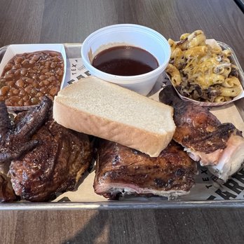 Earnest B's BBQ &Catering - Half 1/2 Smoked Chicken Plate (4 Pieces) , side of baked beans, and brisket Mac - Barbeque Near Me - Frisco, Texas Earnest B's BBQ &Catering - Half 1/2 Smoked Chicken Plate (4 Pieces) , side of baked beans, and brisket Mac - Barbeque Near Me - Frisco, Texas