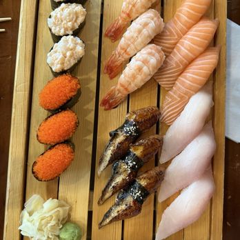 Sushi California - Platter of nigiri - Japanese Near Me - Vancouver, British Columbia Sushi California - Platter of nigiri - Japanese Near Me - Vancouver, British Columbia