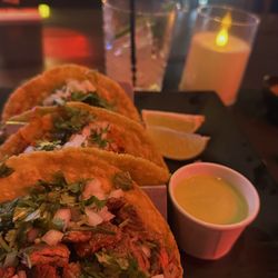 Amor y Tequila - Taco trio