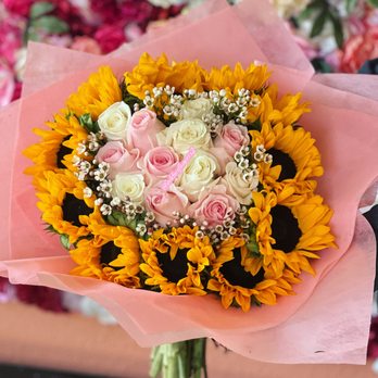 Eddie's Flower - Florists Near Me - Bellflower, California Eddie's Flower - Florists Near Me - Bellflower, California