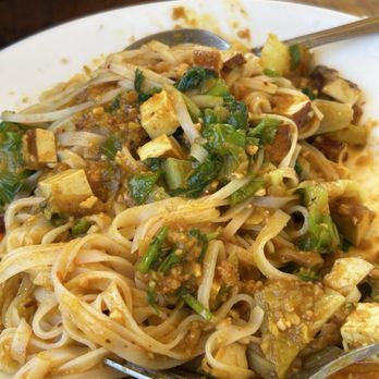 Burma Superstar - Shan Noodles with Tofu - Burmese Near Me - Alameda, California Burma Superstar - Shan Noodles with Tofu - Burmese Near Me - Alameda, California