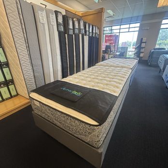 Mattress Warehouse - Mattresses Near Me - Antioch, Illinois Mattress Warehouse - Mattresses Near Me - Antioch, Illinois