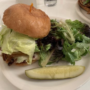 Briarpatch Restaurant - California burger - American Near Me - Winter Park, Florida