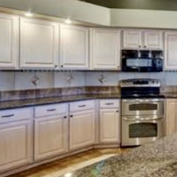 Grapevine Cabinets - Before pic - Cabinetry Near Me - Phoenix, Arizona