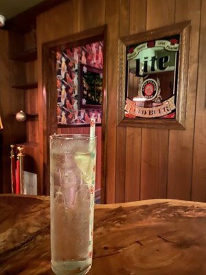 Lone Wolf Lounge by null