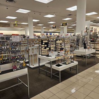 JCPenney - Women's Clothing Near Me - Wheaton, Maryland