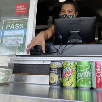 HI Sliders - 5-18-21 pay at the far right window. - Food Trucks Near Me - Mililani, Hawaii
