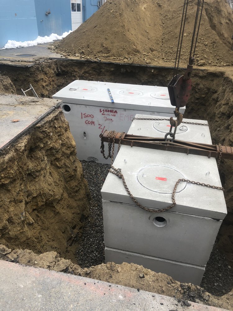 Slide of EmRay Excavating