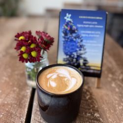 Kakawa Coffee - Kakawa's holidays drinks