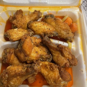 Papa Bees - Lemon Pepper Wings (wet) - Chicken Wings Near Me - Longwood, Florida Papa Bees - Lemon Pepper Wings (wet) - Chicken Wings Near Me - Longwood, Florida
