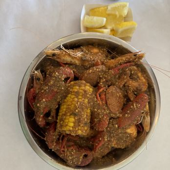 Cajun Crawfish Stop - 1 lb. Crawfish, 1 lb. White Shrimp - Cajun/Creole Near Me - Covina, California Cajun Crawfish Stop - 1 lb. Crawfish, 1 lb. White Shrimp - Cajun/Creole Near Me - Covina, California