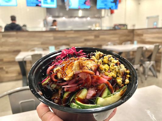 PokeBowlz & Grill by null