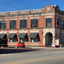 Treats - Building containing offices of Shoun brothers.