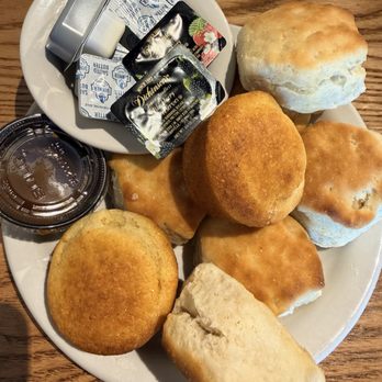 Cracker Barrel Old Country Store - Biscuits and Muffins - Southern Near Me - Jacksonville, Florida