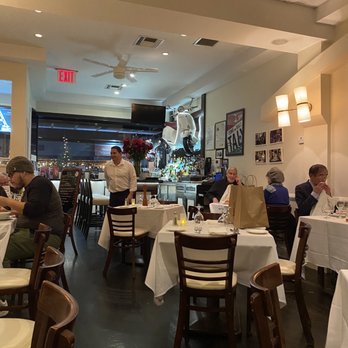 Armondo's Italian Restaurant - Italian Near Me - Jackson Heights, New York