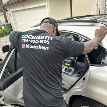 Blade Keys - Replacement Key - Keys & Locksmiths Near Me Blade Keys - Replacement Key - Keys & Locksmiths Near Me