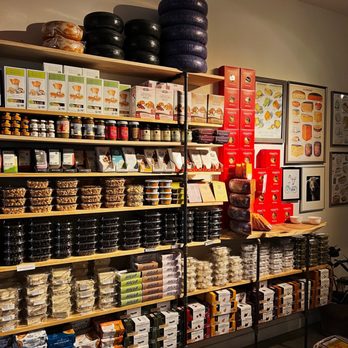Cheese Plate Park Slope - shelves of cheese and other foods - Cheese Shops Near Me - Brooklyn, New York Cheese Plate Park Slope - shelves of cheese and other foods - Cheese Shops Near Me - Brooklyn, New York