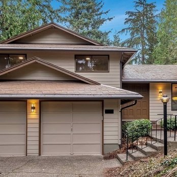 Three Tree Roofing - Before: The monstrosity. Being first-time buyers, we had no idea how bad this was until we lived with it for a few months. - Roofing Near Me - Kent, Washington