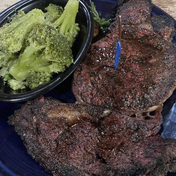 Cagle Steaks - 16oz Ribeye & Brocoli - Steakhouses Near Me - Lubbock, Texas