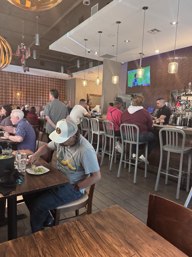 Mena's Tex-Mex Grill Cantina