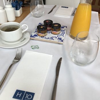 Restaurante Azul e Branco - Portuguese Near Me - Lisbon, 11