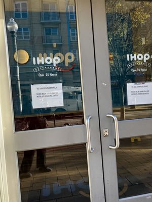 IHOP by null