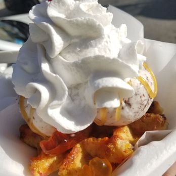 Like No Udder - Food Trucks Near Me - Providence, Rhode Island Like No Udder - Food Trucks Near Me - Providence, Rhode Island