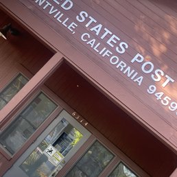 Exterior photo of US Post Office - Yountville, California Exterior photo of US Post Office - Yountville, California