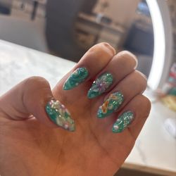 Nail Studio