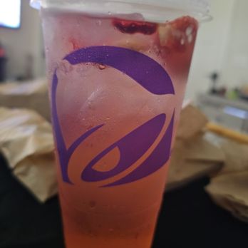 Taco Bell - Strawberry Refresher... tasted like spa water - Fast Food Near Me - Carmel, Indiana Taco Bell - Strawberry Refresher... tasted like spa water - Fast Food Near Me - Carmel, Indiana