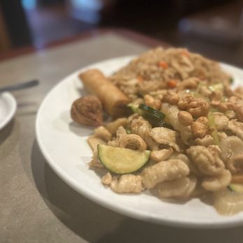 Golden Dragon Restaurant - Delicious food! - Chinese Near Me - Woodland, California Golden Dragon Restaurant - Delicious food! - Chinese Near Me - Woodland, California