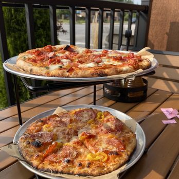 Catch-a-Fire Pizza - Blue Ash - Wood fired pizza pepperoni with banana peppers and the three little pigs Italian sausage, prosciutto, pepperoni and four cheese - - Pizza Near Me - Blue Ash, Ohio