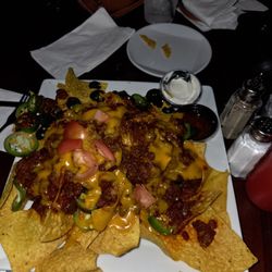 Ryan's Pub & Sports Bar - Nacho Supreme with chili