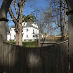Chandler House Bed & Breakfast - Welcome to the Chandler House B&B