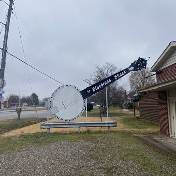 The Blue Grass Shack - Worlds largest banjo??? - Musical Instruments & Teachers Near Me - New Athens, Illinois The Blue Grass Shack - Worlds largest banjo??? - Musical Instruments & Teachers Near Me - New Athens, Illinois