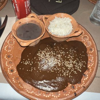La Gruta - Mole - Mexican Near Me - Teotihuacán de Arista, MEX