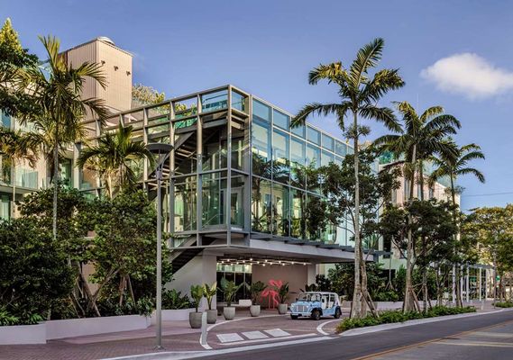 The Ray Hotel Delray Beach, Curio Collection by Hilton by null