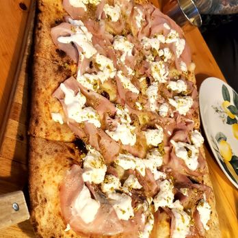 Naples Street Food - Pizza Near Me - Oceanside, New York