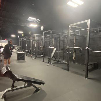 Hardwork Strength & Performance Gym - Trainers Near Me - Raleigh, North Carolina