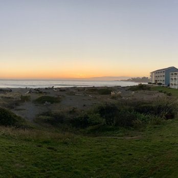 Beachfront Inn - Hotels Near Me - Brookings, Oregon Beachfront Inn - Hotels Near Me - Brookings, Oregon