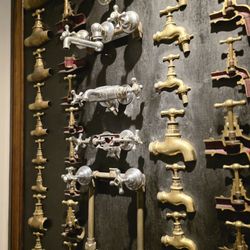 Palacio de Aguas Corrientes - Interior displays ...