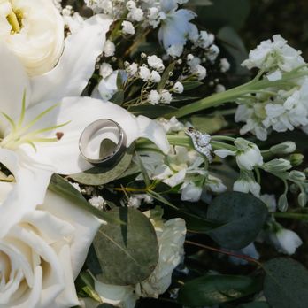 Rose & Blossom - Florists Near Me - Spokane, Washington
