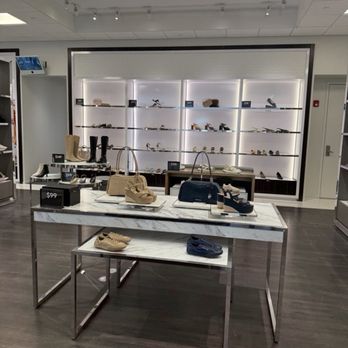 Michael Kors - Fashion Near Me - Central Valley, New York