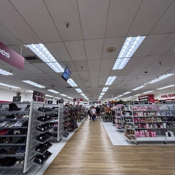 TJ Maxx - Shoes - Department Stores Near Me - Fountain Valley, California