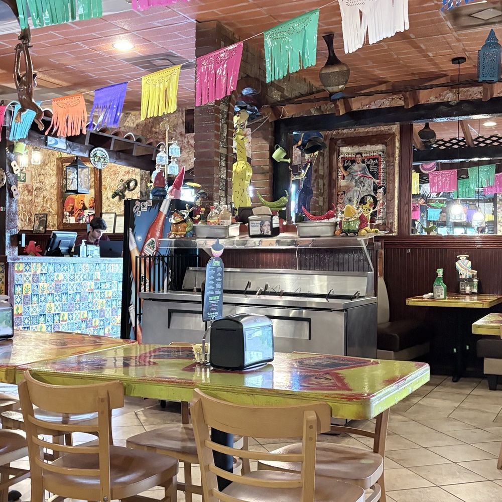 Papa's & Beer - Salsa bar! - Mexican Near Me - Shelby, North Carolina Papa's & Beer - Salsa bar! - Mexican Near Me - Shelby, North Carolina