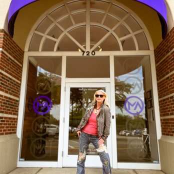 Lea Advanced Skin Care - Exterior of the Mattison Avenue entrance to our location - Skin Care Near Me - Dallas, Texas Lea Advanced Skin Care - Exterior of the Mattison Avenue entrance to our location - Skin Care Near Me - Dallas, Texas