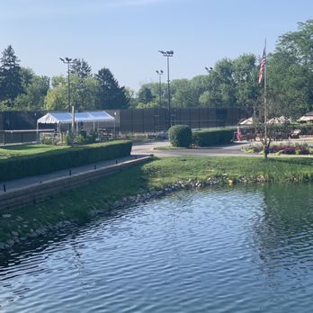 Valley Lo Club - Sports Clubs Near Me - Glenview, Illinois