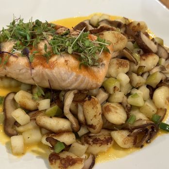 The Refectory Cafe - salmon with gnocchi, apples, mushrooms. not a good trio. also overcooked. - New American Near Me - Durham, North Carolina The Refectory Cafe - salmon with gnocchi, apples, mushrooms. not a good trio. also overcooked. - New American Near Me - Durham, North Carolina